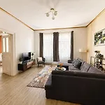 Spacious 95m2 Riverside Zborovska Smichov Apartment *