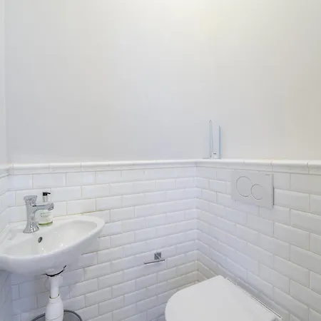 Zborovska Riverside Smichov Apartmán *
