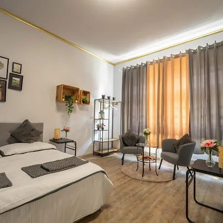 Cozy 3-brd Riverside In Center * Prague