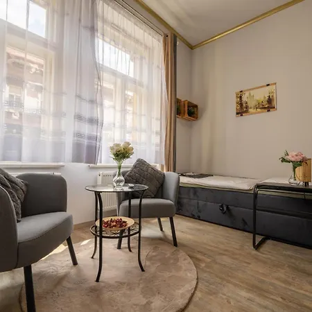Cozy 3-brd Riverside In Center * Prague